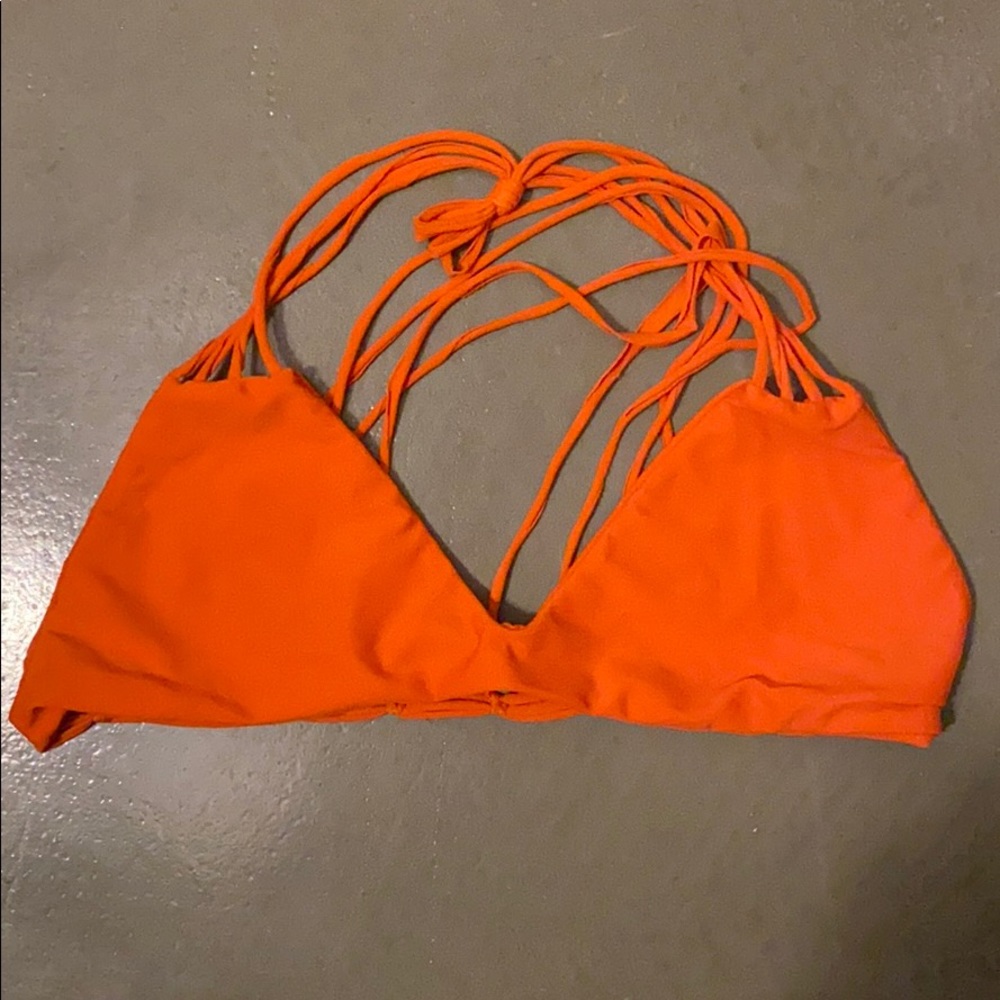 MIKOH banyans top